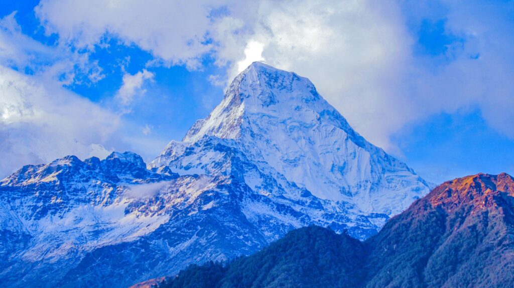 Annapurna_karakorum-guy